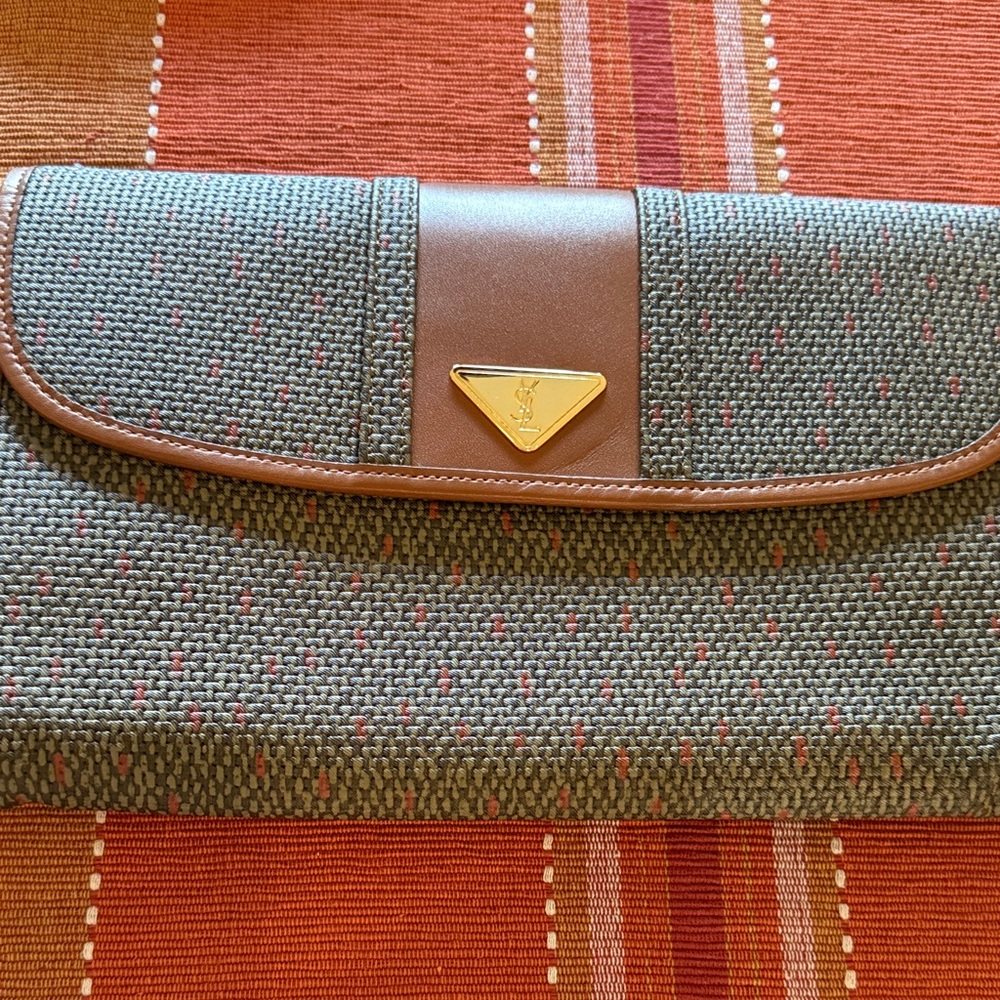 YSL vintage Brown Textured Clutch authentic